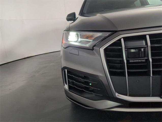 Photo of 2021 Samurai Gray Metallic Audi Q7