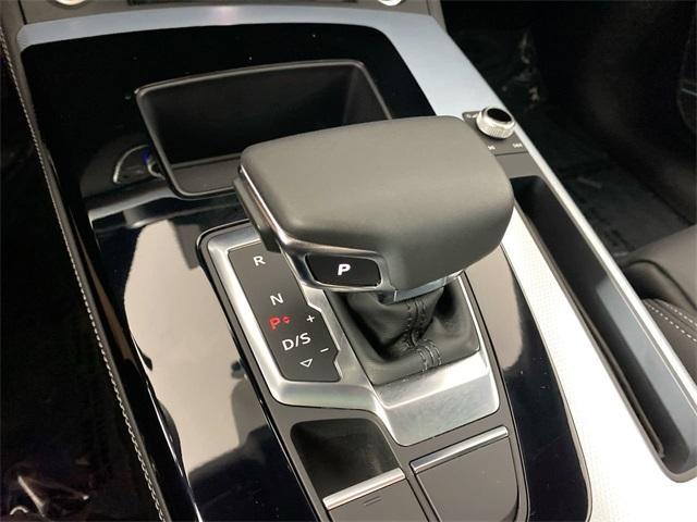 Photo of 2025 Florett Silver Metallic Audi Q5