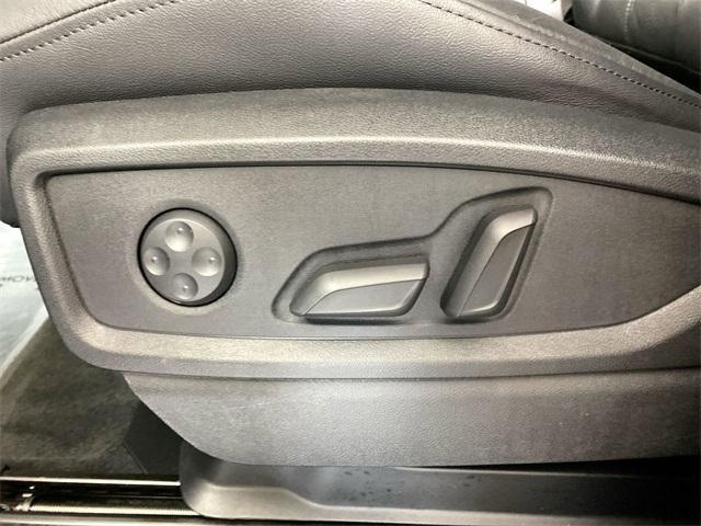 Photo of 2025 Florett Silver Metallic Audi Q5