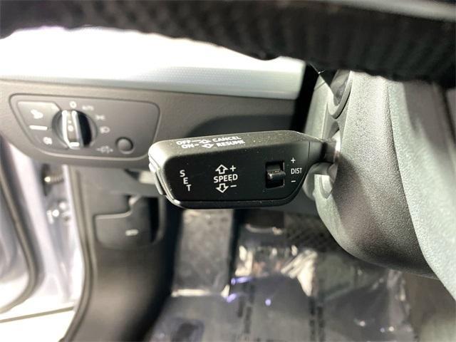 Photo of 2025 Florett Silver Metallic Audi Q5