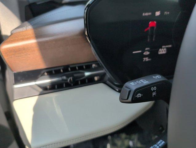 Photo of 2025 Glacier White Metallic Audi A6