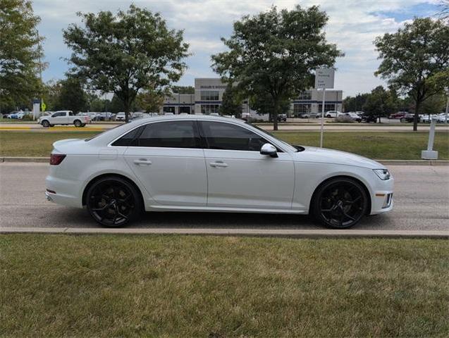 Photo of 2019 Glacier White Metallic Audi S4