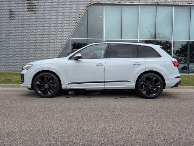 Photo of 2025 Glacier White Metallic Audi Q7