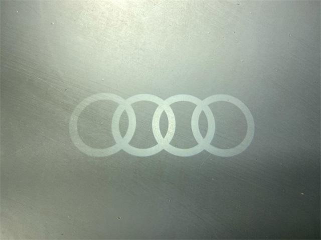 Photo of 2025 Carrara White Audi Q7