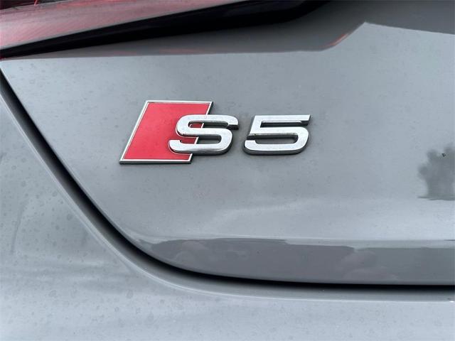 Photo of 2022 Audi Exclusive Color Audi S5