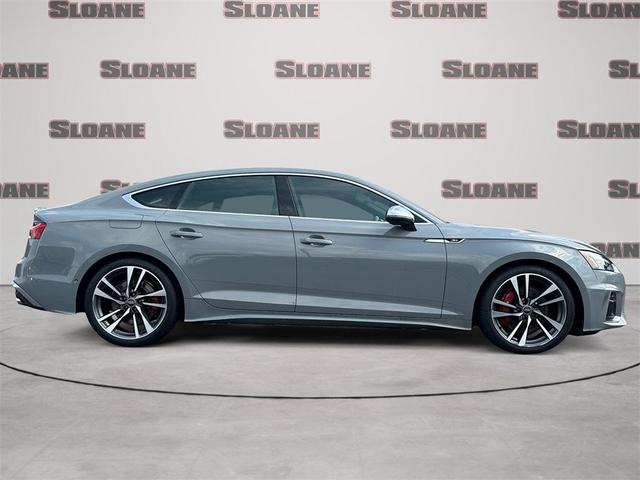 Photo of 2022 Audi Exclusive Color Audi S5