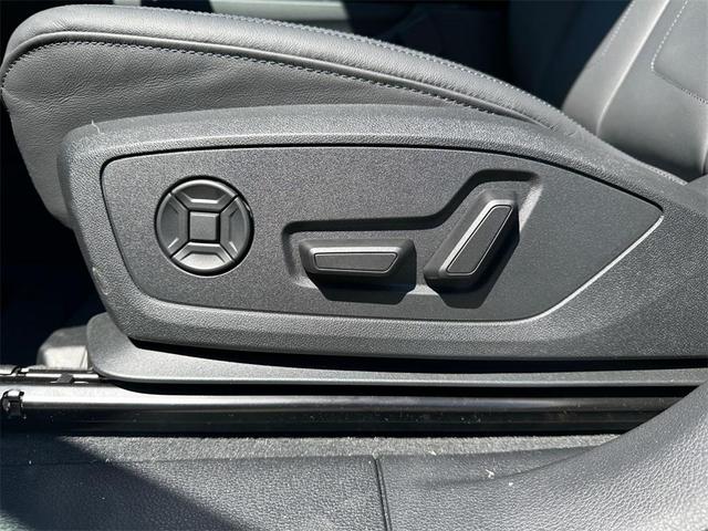 Photo of 2025 Mythos Black Metallic Audi Q3