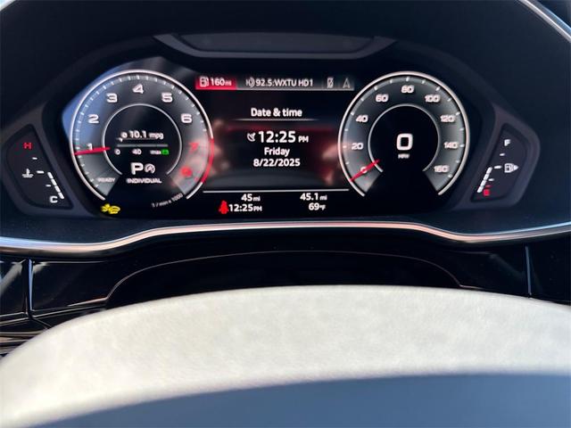 Photo of 2025 Mythos Black Metallic Audi Q3