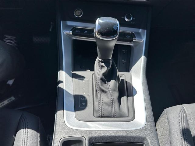 Photo of 2025 Mythos Black Metallic Audi Q3