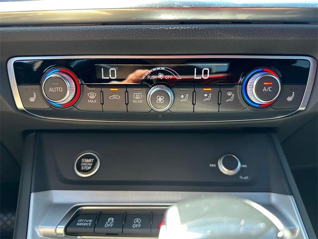 Photo of 2025 Mythos Black Metallic Audi Q3