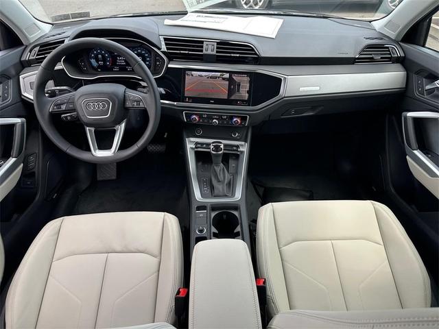 Photo of 2025 Mythos Black Metallic Audi Q3