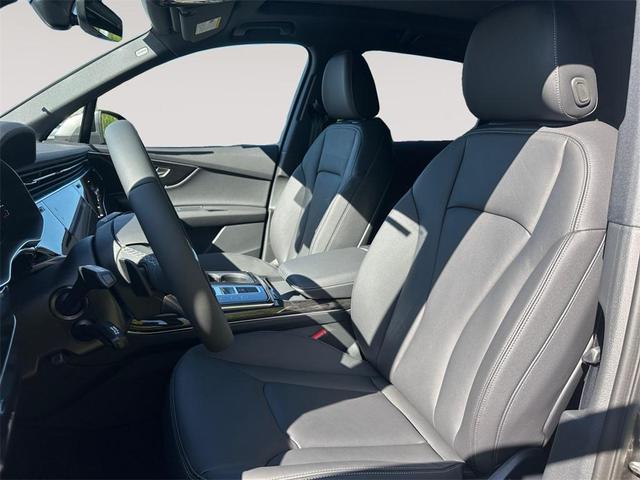 Photo of 2025 Samurai Gray Metallic Audi Q7