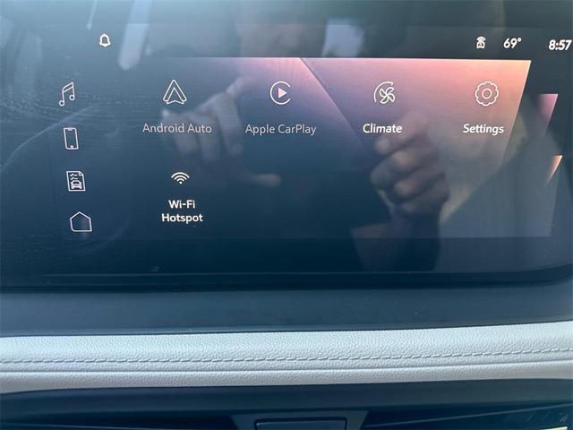 Photo of 2024 White Frost Tri-Coat Buick Encore GX