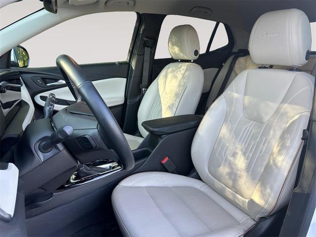 Photo of 2024 White Frost Tri-Coat Buick Encore GX