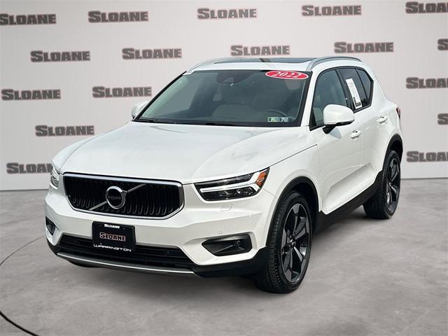2022 Volvo XC40