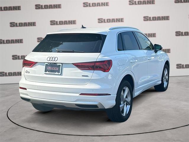 Photo of 2022 Ibis White Audi Q3