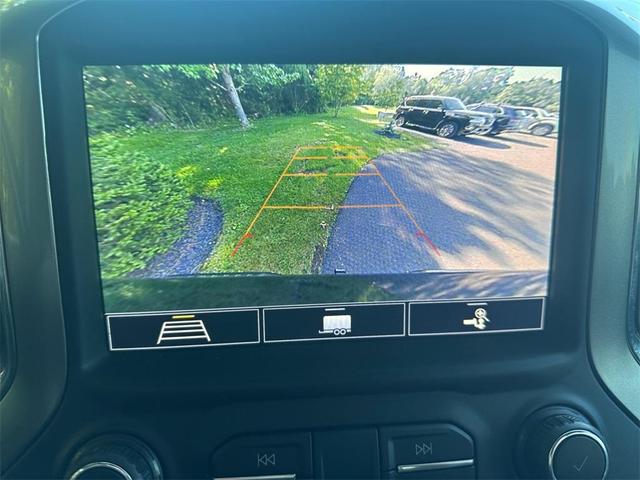 Photo of 2020 Black Chevrolet Silverado 1500