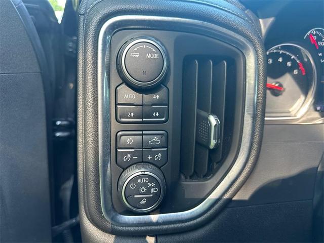 Photo of 2020 Black Chevrolet Silverado 1500