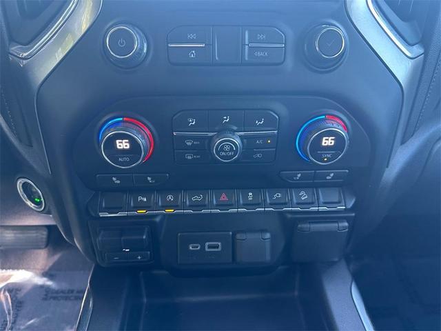 Photo of 2020 Black Chevrolet Silverado 1500