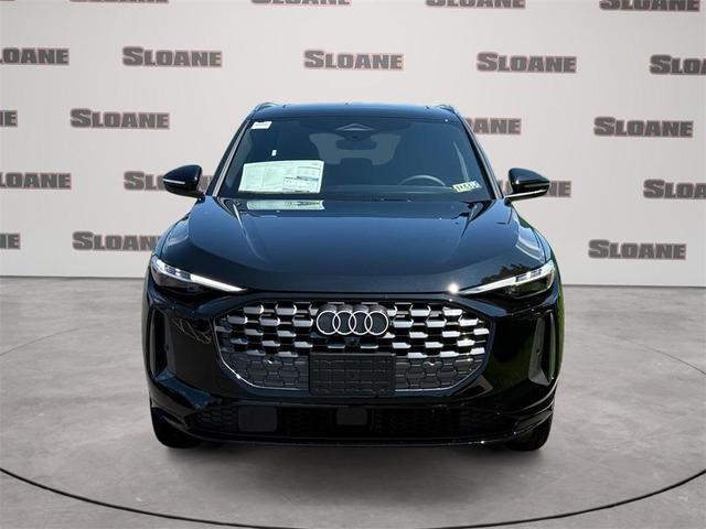 Photo of 2025 Mythos Black Metallic Audi Q5