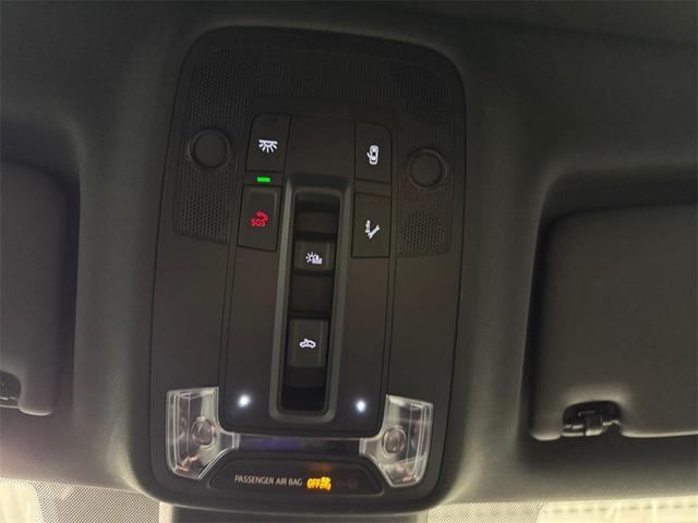 Photo of 2025 Arkona White Audi Q3