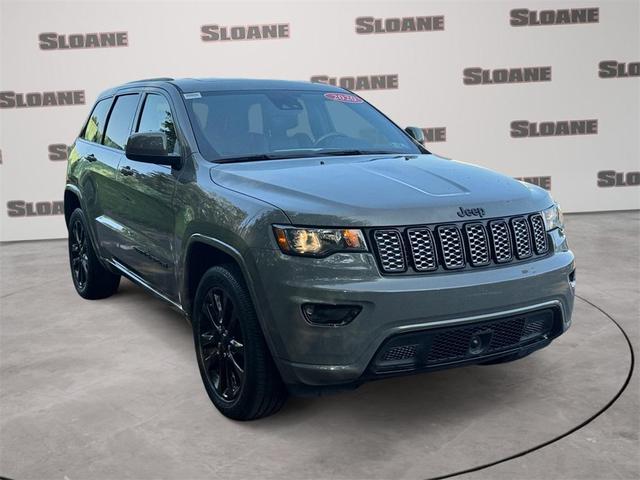 Photo of 2020 Sting Gray Clearcoat Jeep Grand Cherokee