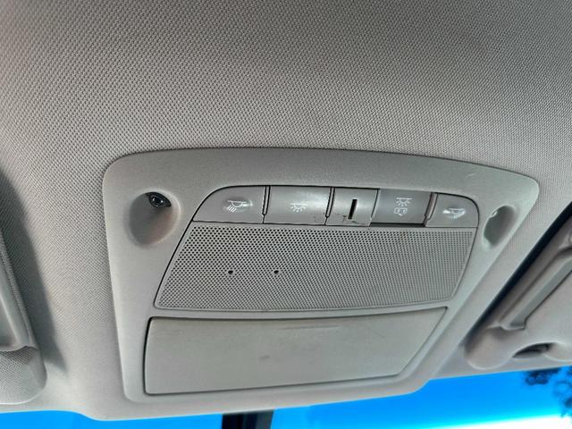 Photo of 2013 Brilliant Silver Nissan Pathfinder