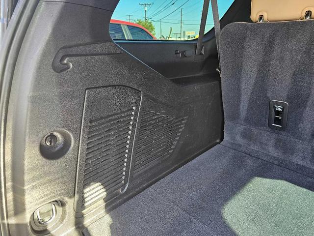 Photo of 2021 Black Chevrolet Suburban
