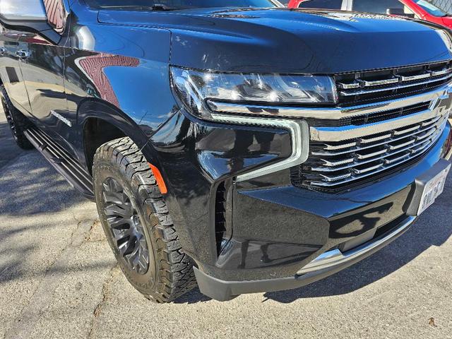 Photo of 2021 Black Chevrolet Suburban