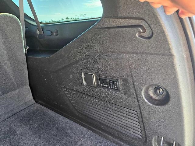 Photo of 2021 Black Chevrolet Suburban
