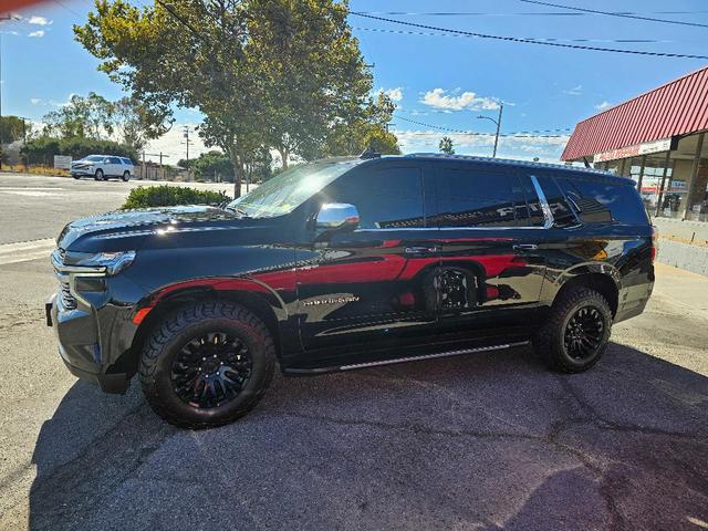 Photo of 2021 Black Chevrolet Suburban