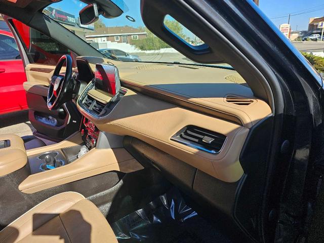 Photo of 2021 Black Chevrolet Suburban