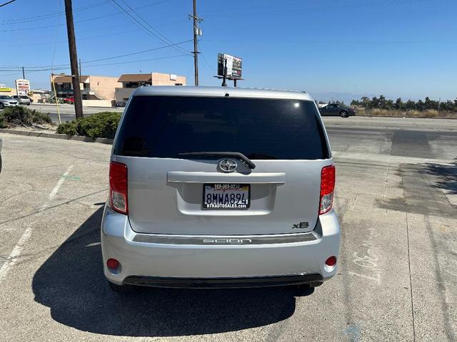 Photo of 2013 Silver Scion xB