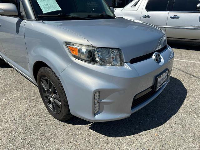 Photo of 2013 Silver Scion xB