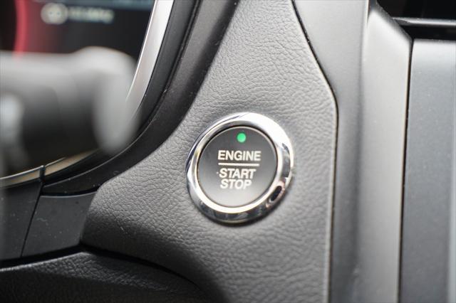 Photo of 2018 Shadow Black Ford Fusion Hybrid
