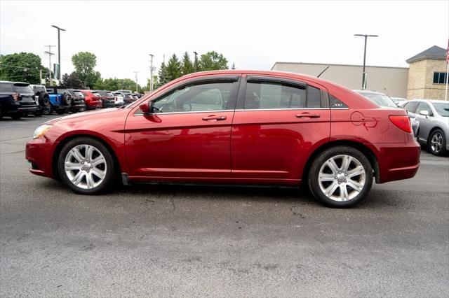 Photo of 2013 Deep Cherry Red Crystal Pearlcoat Chrysler 200