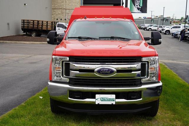 Photo of 2019 Race Red Ford F-350