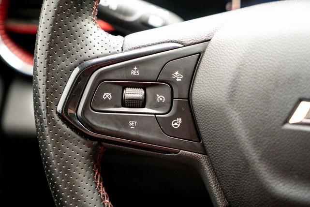 Photo of 2024 Summit White Chevrolet Trax