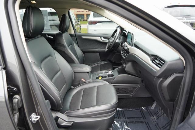 Photo of 2020 Magnetic Ford Escape