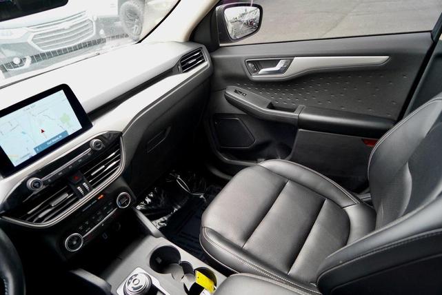 Photo of 2020 Magnetic Ford Escape