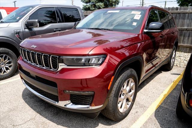 Photo of 2021 Velvet Red Pearlcoat Jeep Grand Cherokee L