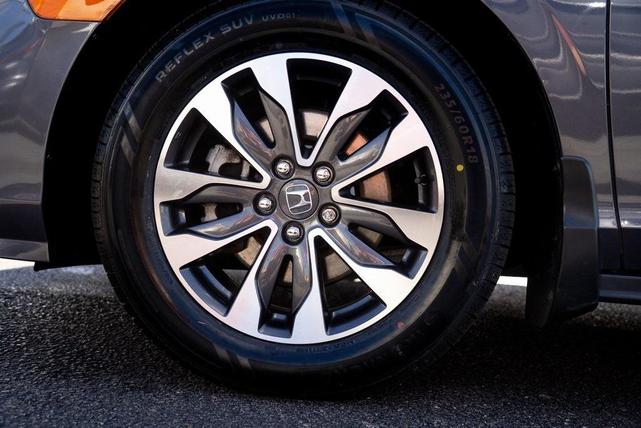 Photo of 2023 Sonic Gray Pearl Honda Odyssey