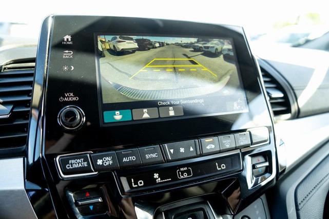 Photo of 2023 Sonic Gray Pearl Honda Odyssey