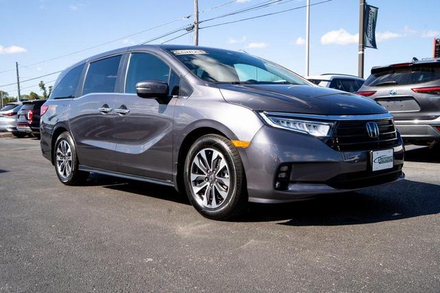 Photo of 2023 Sonic Gray Pearl Honda Odyssey