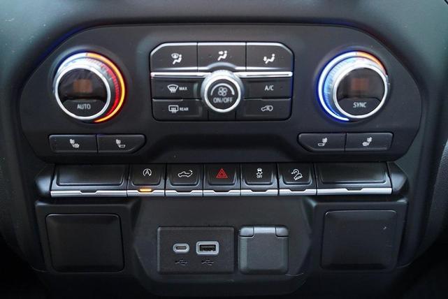 Photo of 2019 Black Chevrolet Silverado 1500