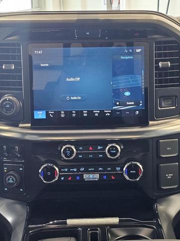 Photo of 2025 White Metallic Ford F-150