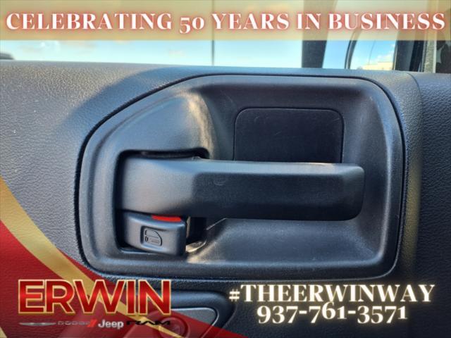Photo of 2017 Tan Jeep Wrangler