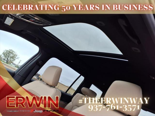 Photo of 2025 Velvet Red Pearlcoat Jeep Grand Cherokee L