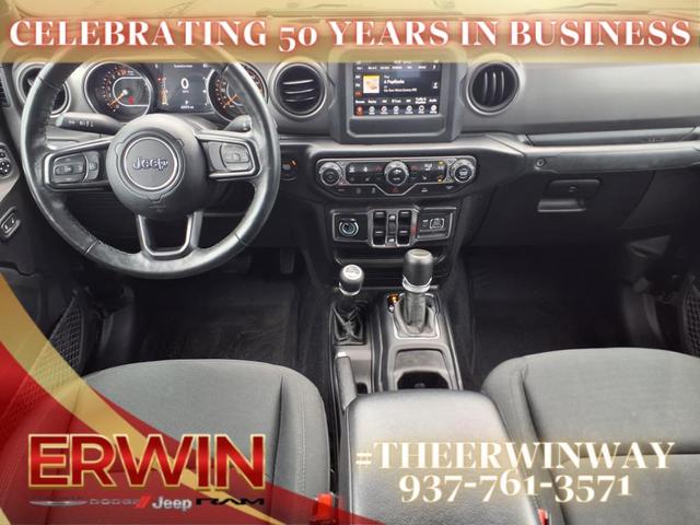 Photo of 2021 Black Clearcoat Jeep Gladiator
