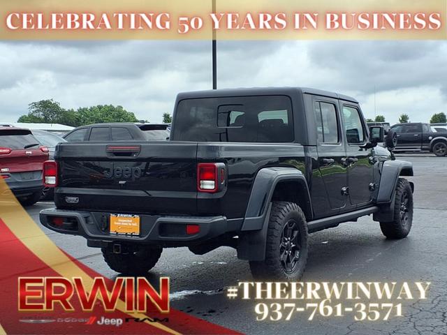 Photo of 2021 Black Clearcoat Jeep Gladiator